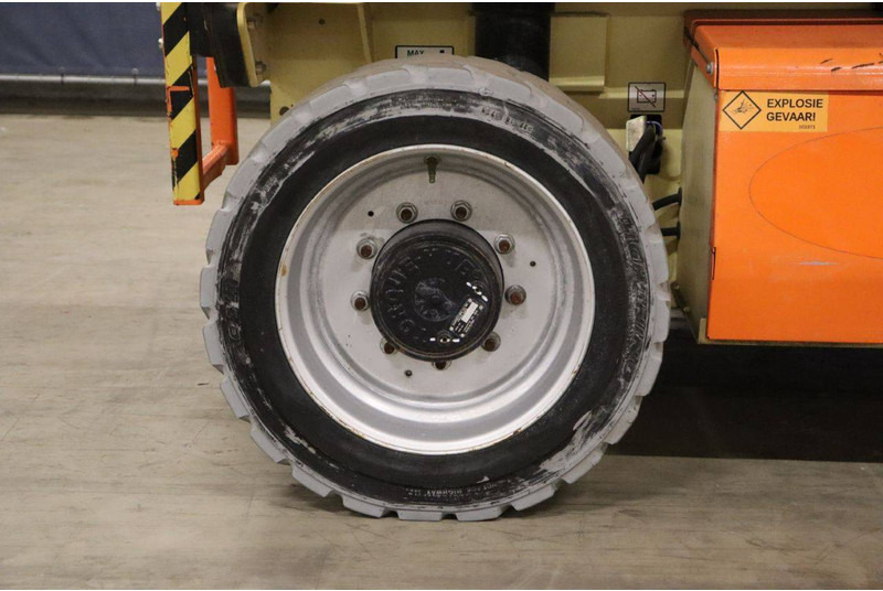 Scissor lift JLG 4069LE: picture 19