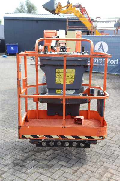 JLG E300AJP - Articulated boom: picture 5 JLG E300AJP - Articulated boom: picture 5