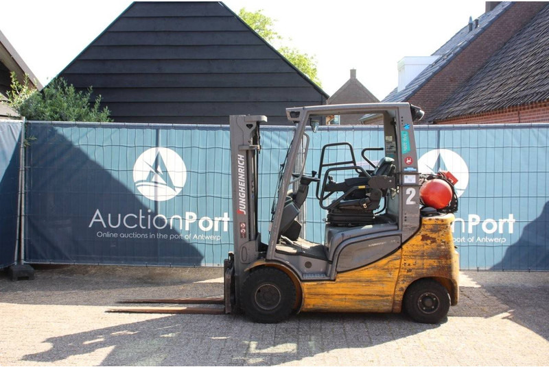 Jungheinrich TFG 320s - LPG forklift: picture 2 Jungheinrich TFG 320s - LPG forklift: picture 2