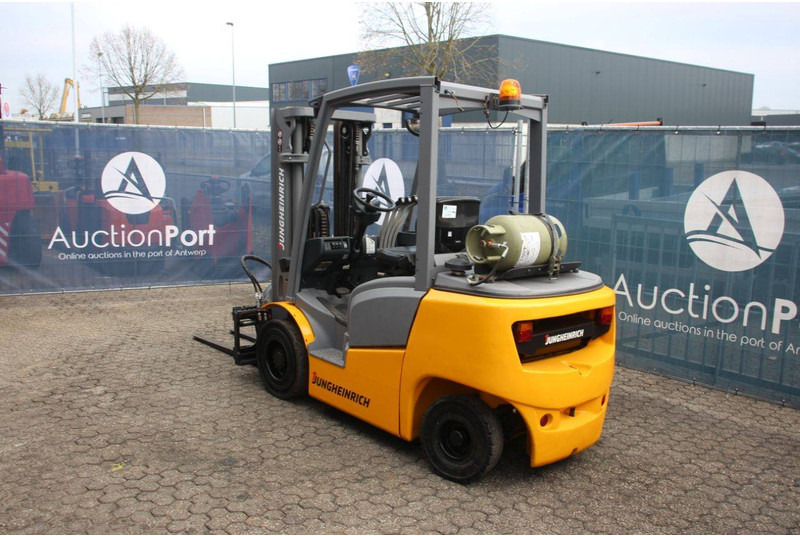 Jungheinrich TFG 425 - LPG forklift: picture 3 Jungheinrich TFG 425 - LPG forklift: picture 3