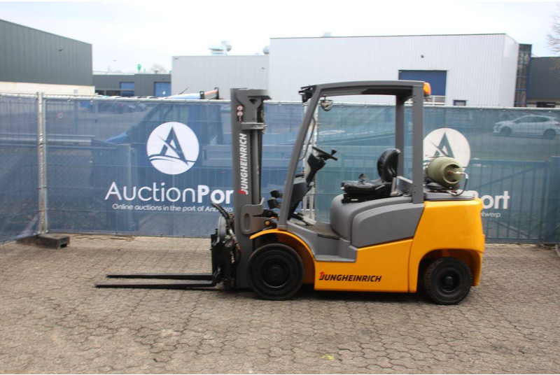 Jungheinrich TFG 425 - LPG forklift: picture 2 Jungheinrich TFG 425 - LPG forklift: picture 2