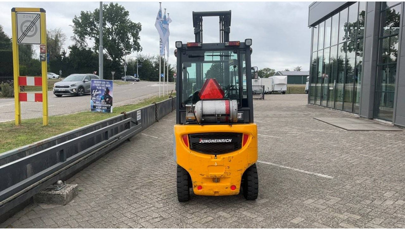 Jungheinrich TFG 430 - LPG forklift: picture 4 Jungheinrich TFG 430 - LPG forklift: picture 4