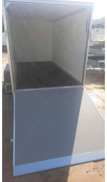 KERENZO 2.50x1.50x1.50m - Closed box trailer: picture 5 KERENZO 2.50x1.50x1.50m - Closed box trailer: picture 5