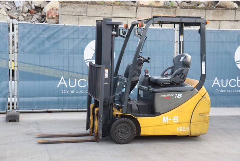 Komatsu FB18M-12 - Electric forklift: picture 1 Komatsu FB18M-12 - Electric forklift: picture 1