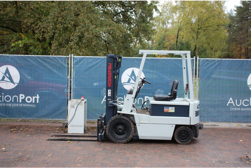 Komatsu FB20-3 - Electric forklift: picture 2 Komatsu FB20-3 - Electric forklift: picture 2