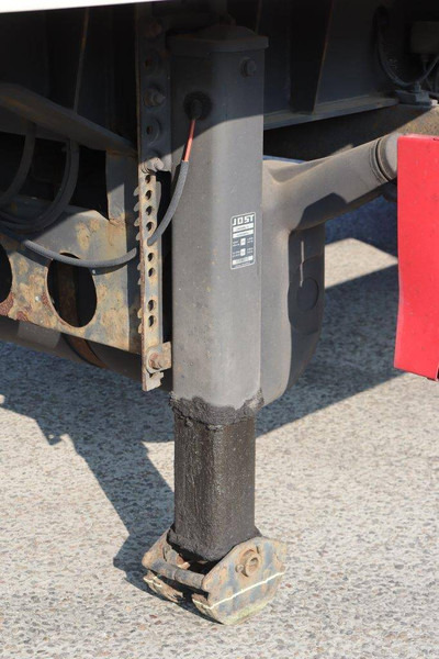 Refrigerator semi-trailer Krone SD: picture 14