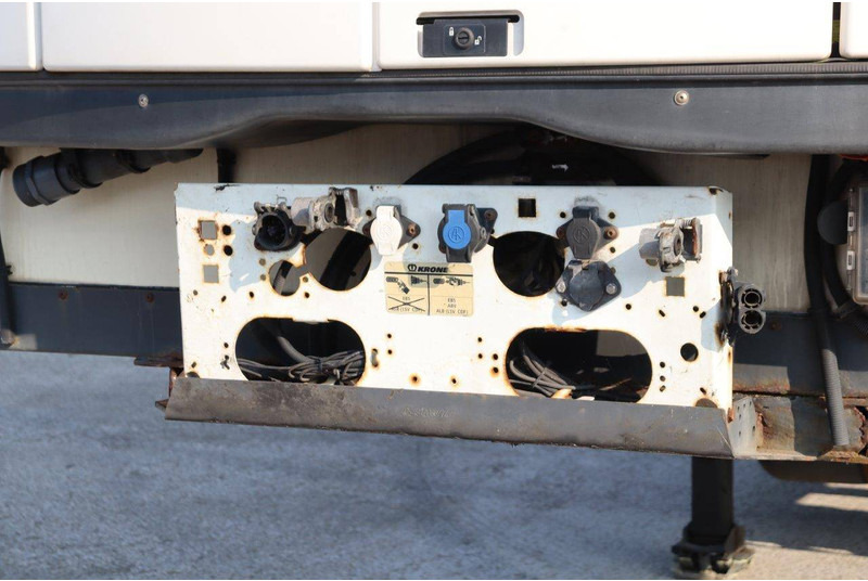 Refrigerator semi-trailer Krone SD: picture 9