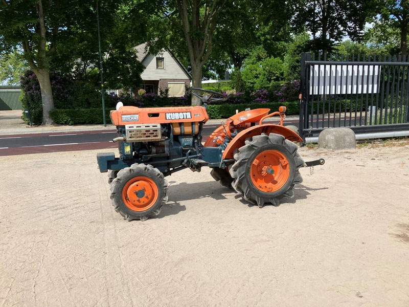 Kubota B5000 - Farm tractor: picture 1 Kubota B5000 - Farm tractor: picture 1