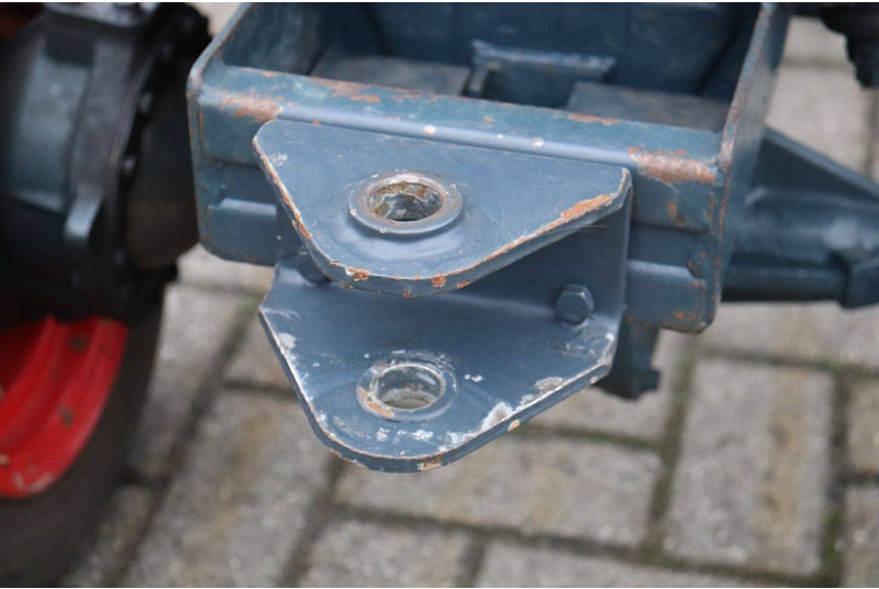 Farm tractor Kubota B5000D: picture 12