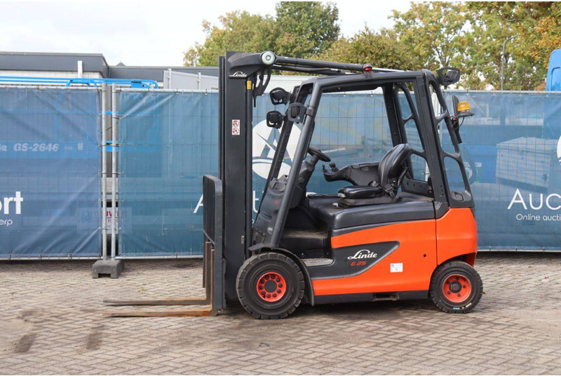 Linde E25-01 - Electric forklift: picture 1 Linde E25-01 - Electric forklift: picture 1
