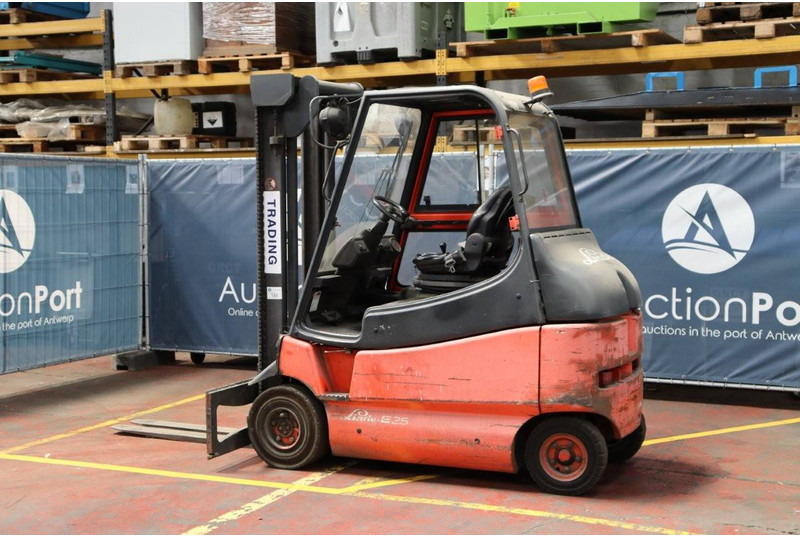 Linde E25-02 - Electric forklift: picture 3 Linde E25-02 - Electric forklift: picture 3