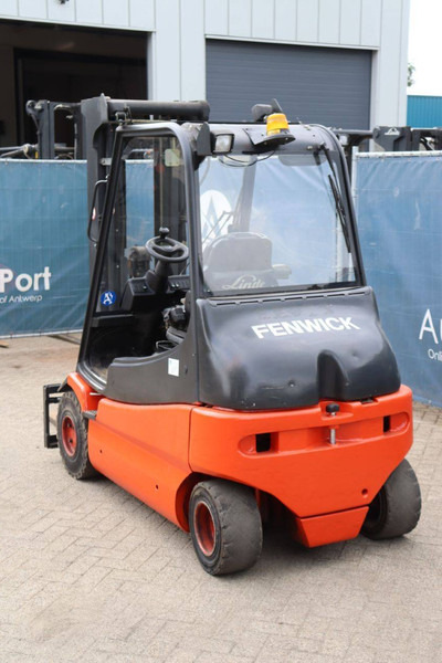 Linde E25/02 - Electric forklift: picture 4 Linde E25/02 - Electric forklift: picture 4