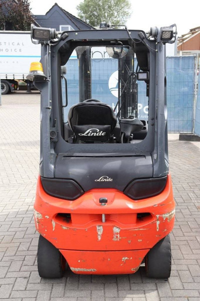 Linde E30-01 - Electric forklift: picture 5 Linde E30-01 - Electric forklift: picture 5