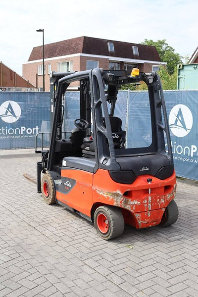 Linde E30L-01 - Electric forklift: picture 4 Linde E30L-01 - Electric forklift: picture 4