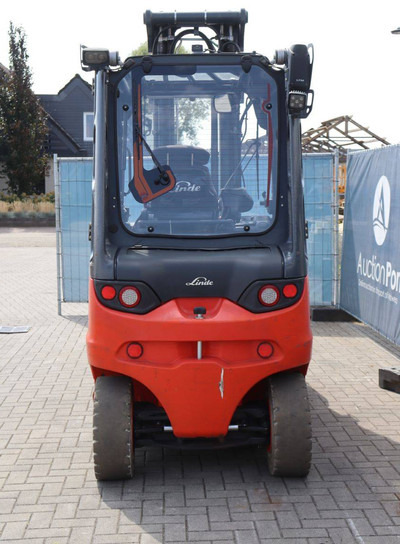 Linde E40HL-01/600 - Electric forklift: picture 5 Linde E40HL-01/600 - Electric forklift: picture 5