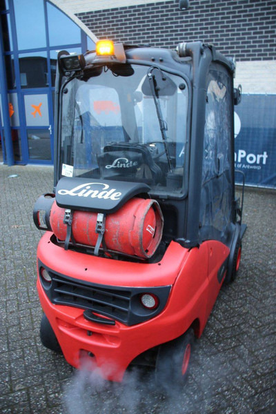 Linde H20T-01 - LPG forklift: picture 5 Linde H20T-01 - LPG forklift: picture 5
