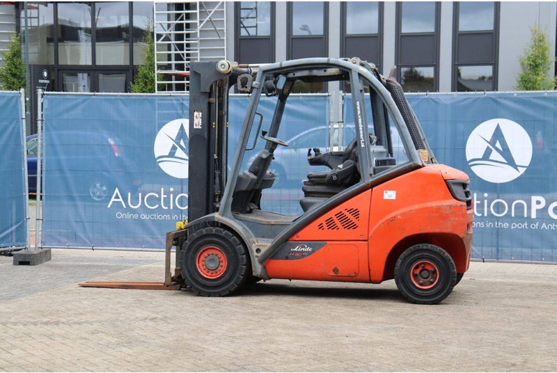Linde H25D-02 - Diesel forklift: picture 3 Linde H25D-02 - Diesel forklift: picture 3