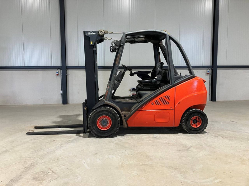 Linde H30D-01 - Diesel forklift: picture 2 Linde H30D-01 - Diesel forklift: picture 2