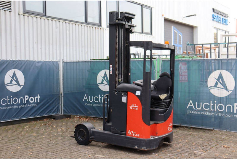 Linde R14G-12 - Reach truck: picture 3 Linde R14G-12 - Reach truck: picture 3