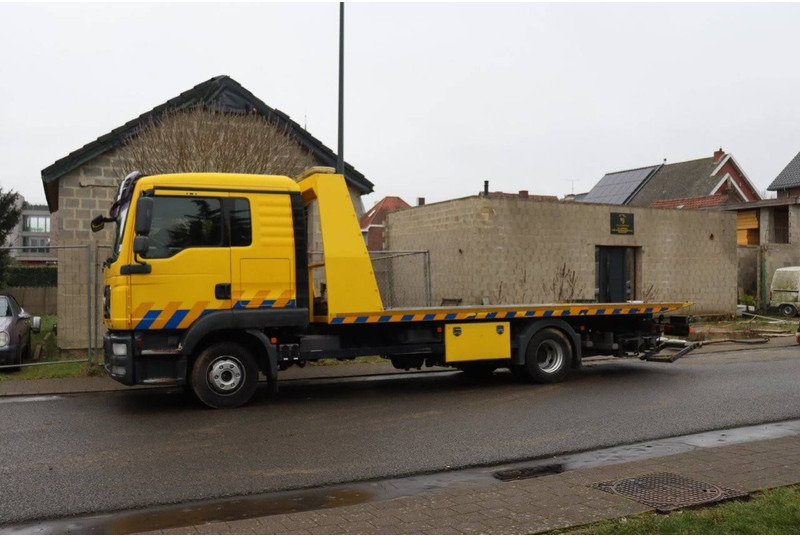 MAN TGL 12.220 4X2 BL EEV - Autotransporter truck: picture 1 MAN TGL 12.220 4X2 BL EEV - Autotransporter truck: picture 1