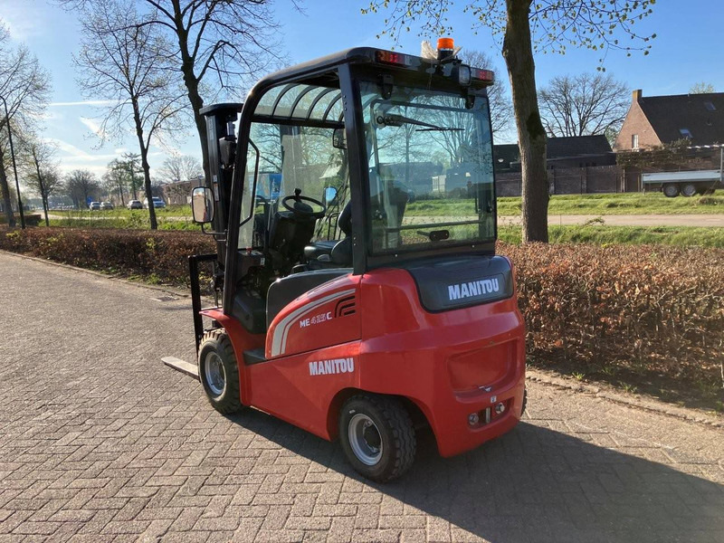 Manitou ME 425C - Electric forklift: picture 3 Manitou ME 425C - Electric forklift: picture 3