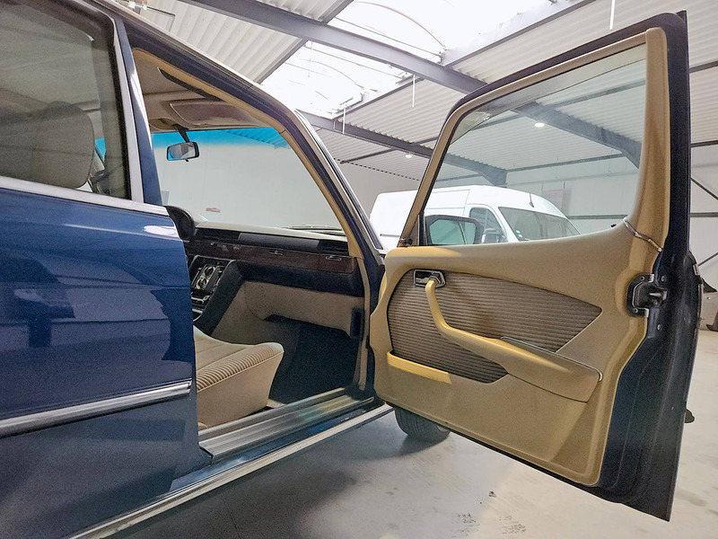 Sedan Mercedes-Benz S-Klasse (W116) _ 280 SE: picture 11