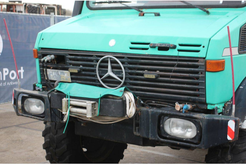 Dropside/ Flatbed truck Mercedes-Benz Unimog 1300: picture 9