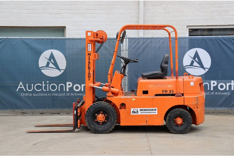 Mitsubishi FD25 - Diesel forklift: picture 2 Mitsubishi FD25 - Diesel forklift: picture 2