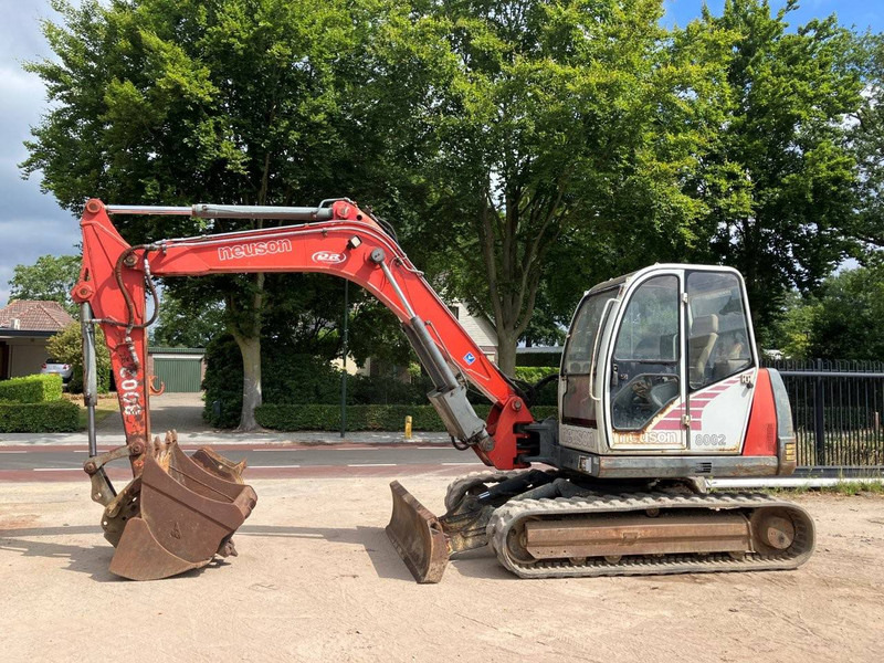 Neuson 8002 - Crawler excavator: picture 1 Neuson 8002 - Crawler excavator: picture 1