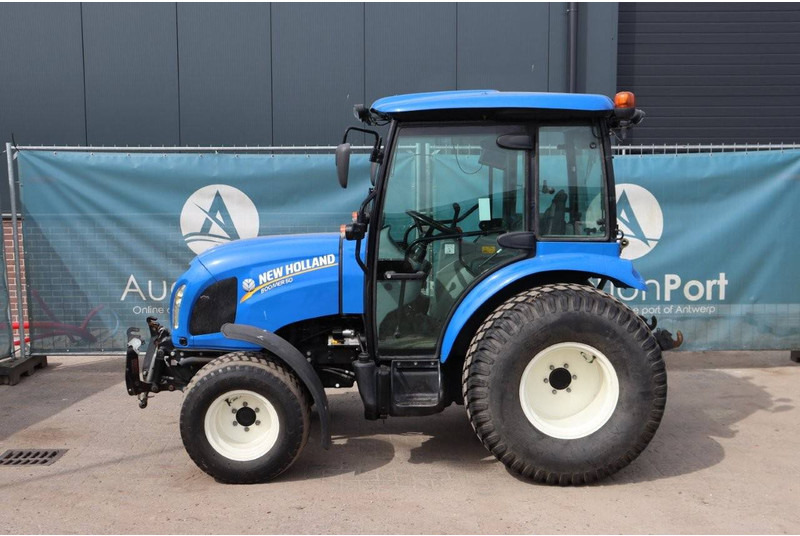 New Holland Boomer 50 - Farm tractor: picture 2 New Holland Boomer 50 - Farm tractor: picture 2