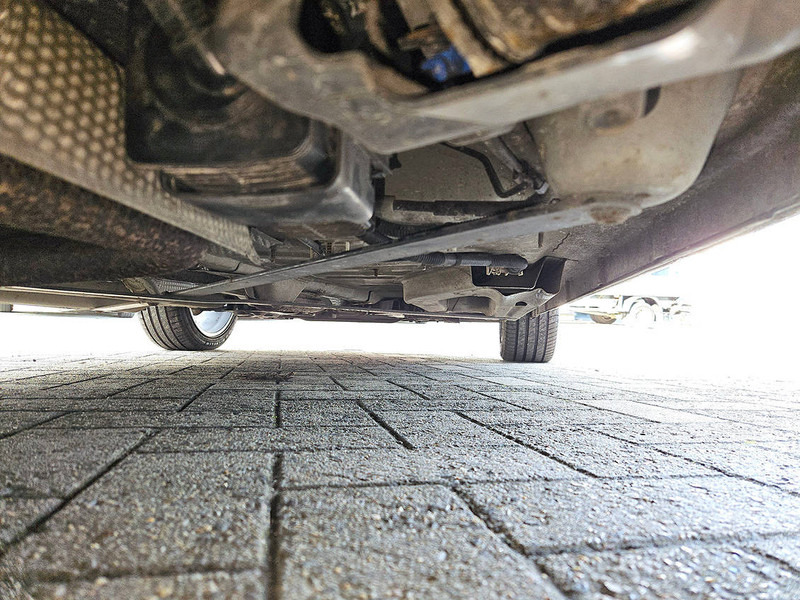 Sedan Peugeot 207 CC 1.6 VTI: picture 8 Sedan Peugeot 207 CC 1.6 VTI: picture 8