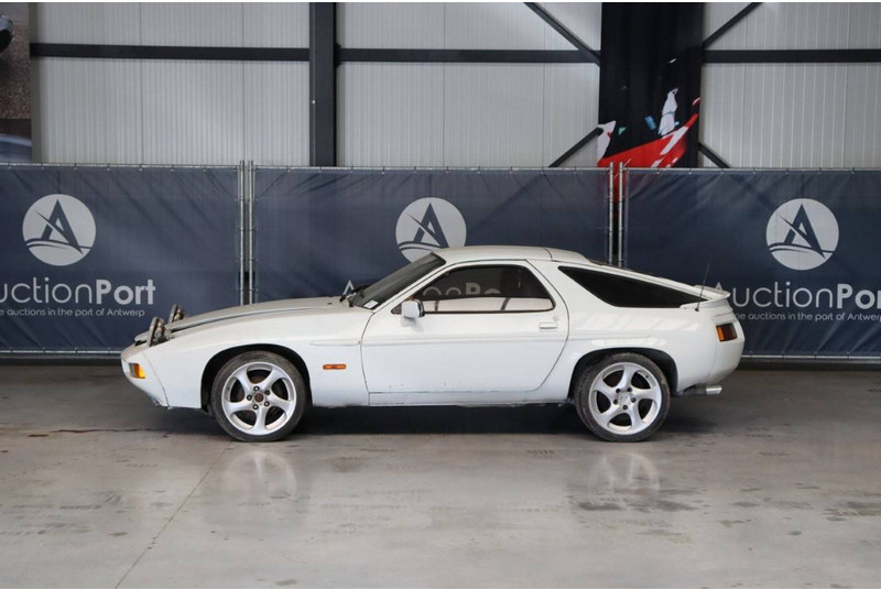 Porsche 928 S - Sedan: picture 2 Porsche 928 S - Sedan: picture 2