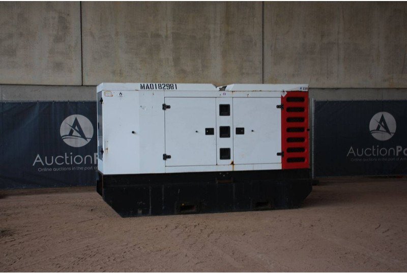 SDMO R220C3 - Generator set: picture 1 SDMO R220C3 - Generator set: picture 1