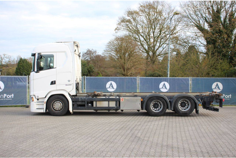 Scania S590VB 6x2NB - Cab chassis truck: picture 2 Scania S590VB 6x2NB - Cab chassis truck: picture 2