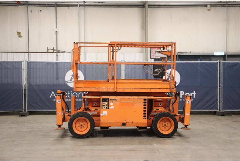 Skyjack SJ 6826 RT - Scissor lift: picture 2 Skyjack SJ 6826 RT - Scissor lift: picture 2