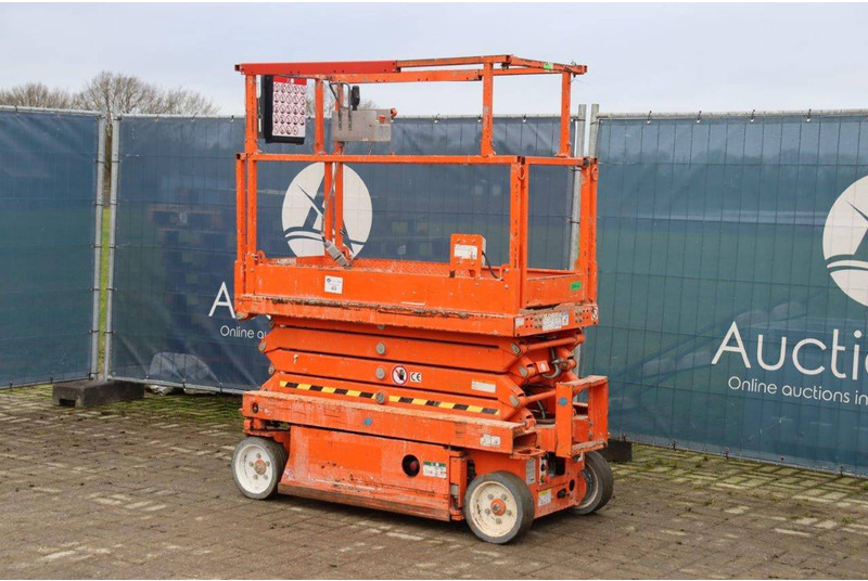 Skyjack SJ III 3219 - Scissor lift: picture 3 Skyjack SJ III 3219 - Scissor lift: picture 3