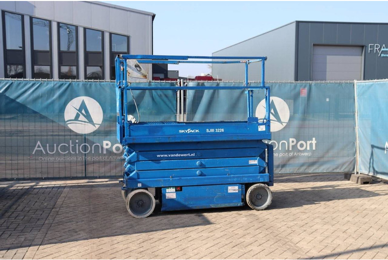 Skyjack SJIII 3226 - Scissor lift: picture 1 Skyjack SJIII 3226 - Scissor lift: picture 1