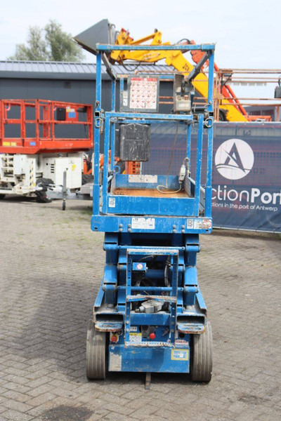 Skyjack SJIII-3226 - Scissor lift: picture 5 Skyjack SJIII-3226 - Scissor lift: picture 5