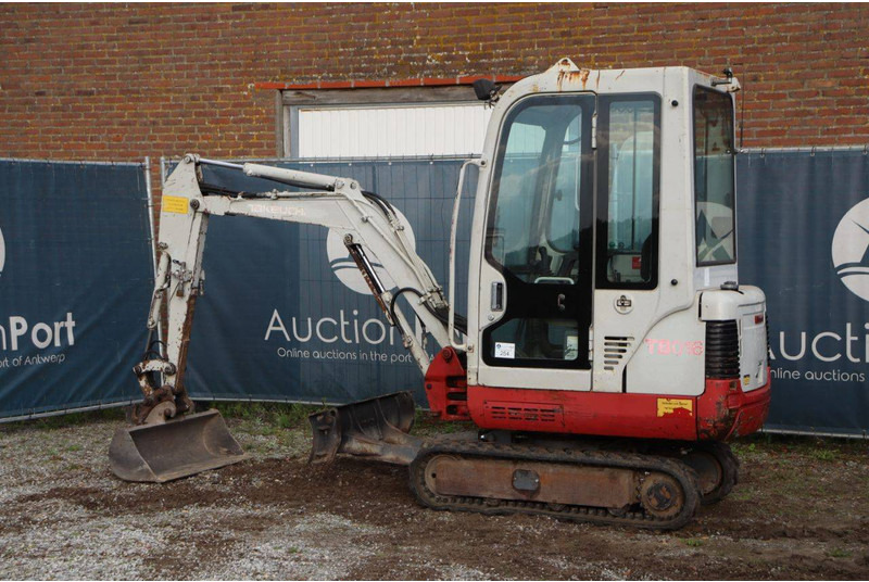 Takeuchi TB016 - Crawler excavator: picture 3 Takeuchi TB016 - Crawler excavator: picture 3