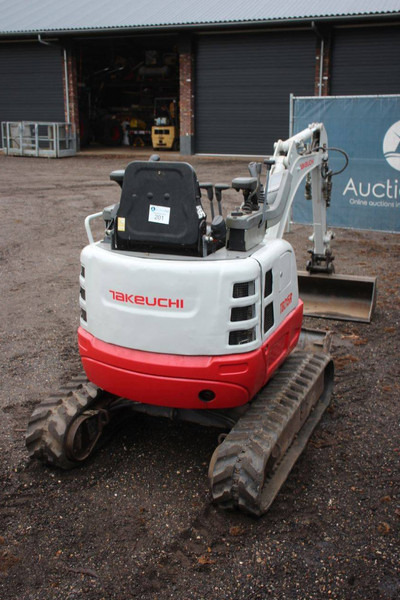 Takeuchi TB215R - Mini excavator: picture 5 Takeuchi TB215R - Mini excavator: picture 5