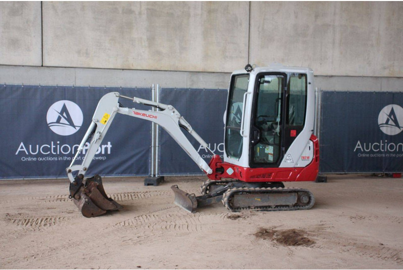 Takeuchi TB216 - Mini excavator: picture 1 Takeuchi TB216 - Mini excavator: picture 1