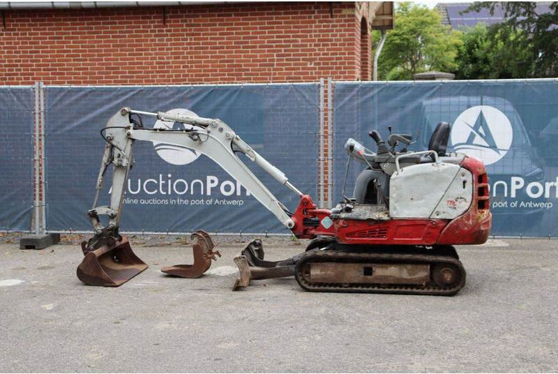 Takeuchi TB216 - Mini excavator: picture 2 Takeuchi TB216 - Mini excavator: picture 2