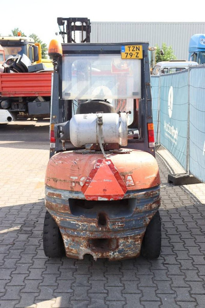 Toyota 42-6FGF25 - LPG forklift: picture 4 Toyota 42-6FGF25 - LPG forklift: picture 4