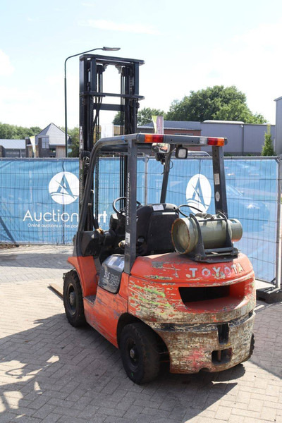 Toyota 42-7FGF25 - LPG forklift: picture 4 Toyota 42-7FGF25 - LPG forklift: picture 4