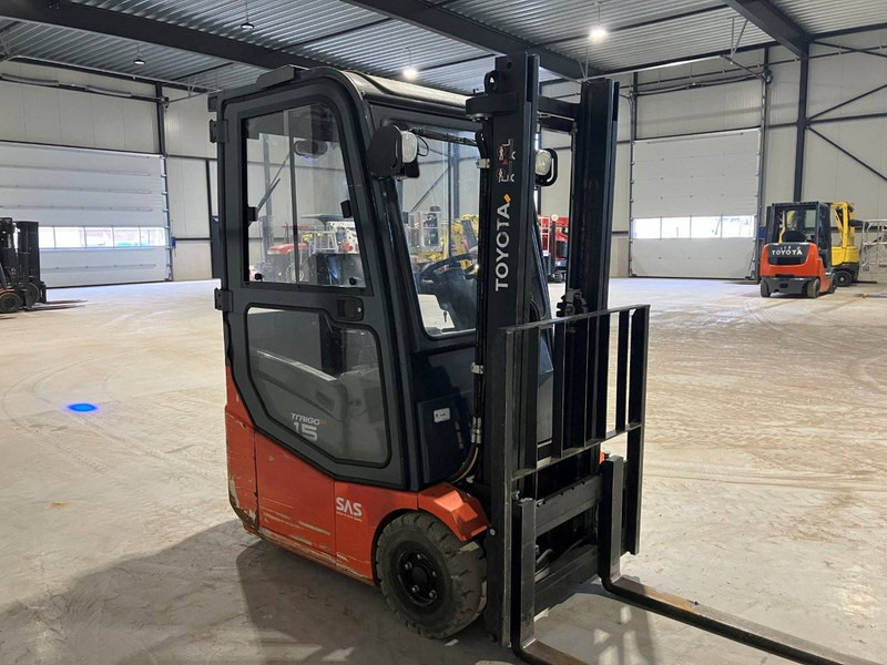 Toyota 7FBEST15 - Electric forklift: picture 5 Toyota 7FBEST15 - Electric forklift: picture 5