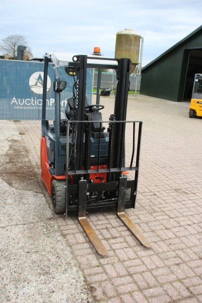 Electric forklift Toyota 8FBE15T: picture 6