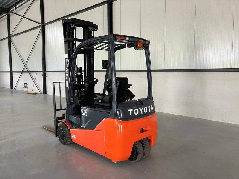 Toyota 8FBET20 - Electric forklift: picture 3 Toyota 8FBET20 - Electric forklift: picture 3