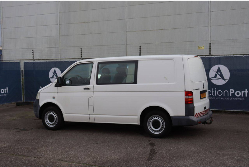 Volkswagen Transporter - Panel van: picture 4 Volkswagen Transporter - Panel van: picture 4