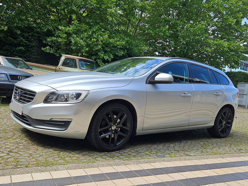 Volvo V60 D3 - Sedan: picture 2 Volvo V60 D3 - Sedan: picture 2