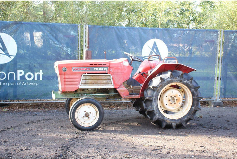 Yanmar YM2310 - Farm tractor: picture 1 Yanmar YM2310 - Farm tractor: picture 1